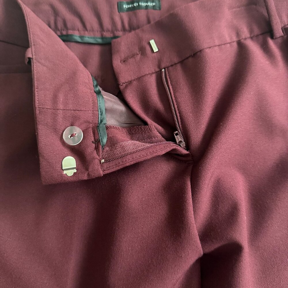 Worthington Perfect Trouser Burgundy Pants Size 6P - Picture 5 of 10